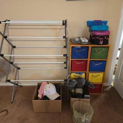 #2026 â€¢ Blanket Rack Kids Toys Organizer and Kids Clothes
