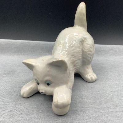 Ceramic cat, signed Brazil on bottom