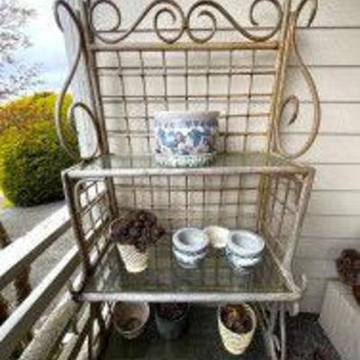 Outdoor Shelf and Pots