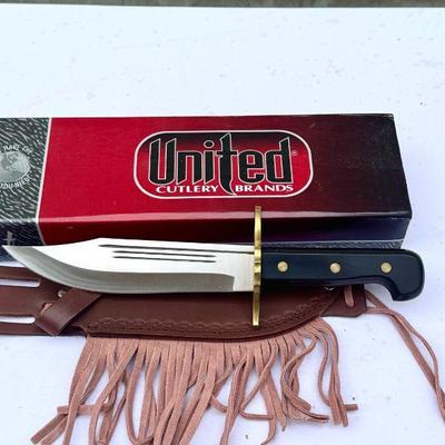 United Cutlery Brands Knife With Holster
