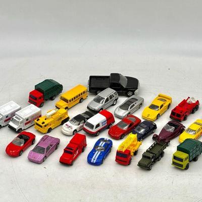 (25) Maisto Die-Cast Toy Cars
