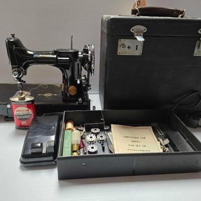 #2190 â€¢ Vintage Sewing Machine
