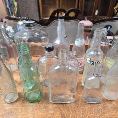 #2136 â€¢ (17) Glass Bottles

