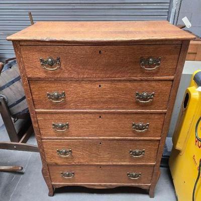 #2098 â€¢ Antique Dresser
