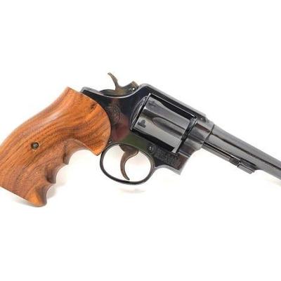 #520 • Smith & Wesson 10-4 .38 spl Revolver
