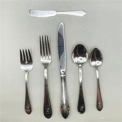 Lot 164-474   
Reed & Barton Sterling Silver Six (6) Piece Place Setting