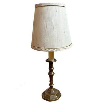 Lot 086-001  
Small Brass Table Lamp