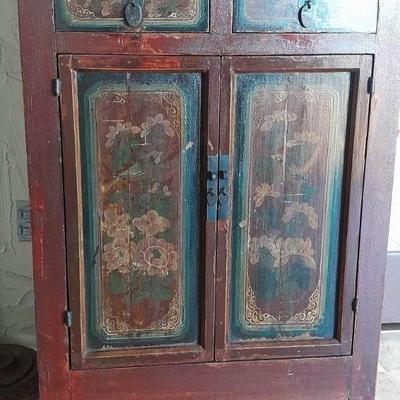 Vintage Chinese hall cabinet