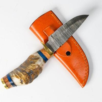 Lot 103c | Handmade Damascus Steel Knife