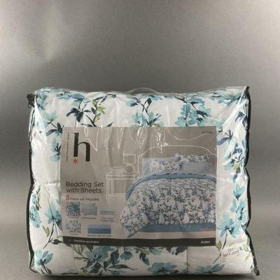 Lot 351 | New Home Expressions Bedding Set With Sheets