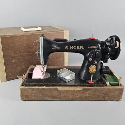 Lot 310 | Vintage Singer AL111754 Sewing Machine