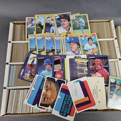 Lot 555 | Vintage Baseball Cards and More