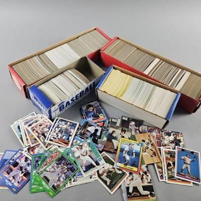 Lot 400 | Vintage MLB Player Card Variety Lot!