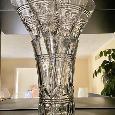 Royal Limited Crystal Champagne Glass Set