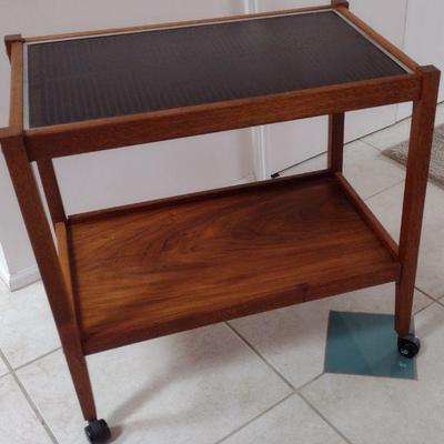 Warming/serving cart. Heated surface.On/off switch, temp control.Needs power cord. See next two pictures.