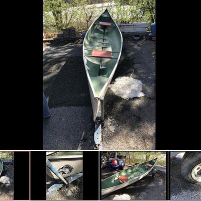 Lot # : 256 - Indian River Canoe Co. Chief Canoe with Trailor
made in Titusville, Fla., 2 seater Measures 15'2
