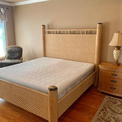Very clean 3-piece bedroom set with king-size bed