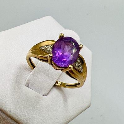 Sparkling Violet 10K Gold Ring with Diamond Accents
