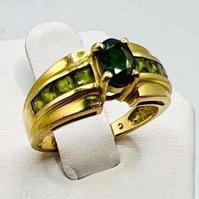Sparkling Green 14K Gold Ring
