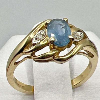 Soft Blue Oval 10K Gold Ring
