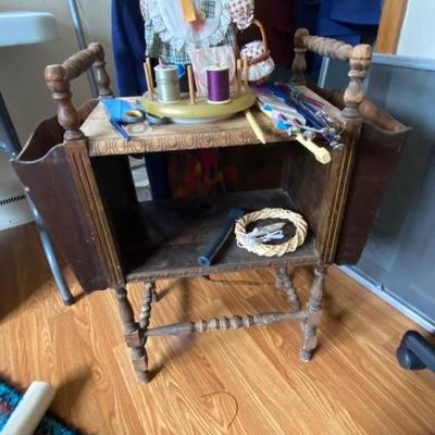 Old sewing kit 