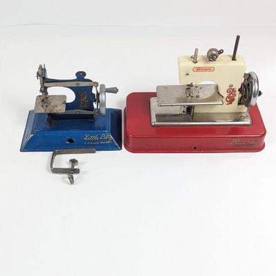 Vintage Straco Child's Sewing Machines: Little Betty & Jet Sew-o-matic