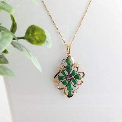 14K Yellow Gold Jade & Diamond Pendant Necklace