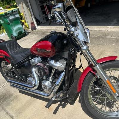 2021 Harley Davidson Softail - 5000 miles