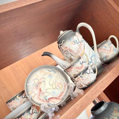 Vintage Japanese moraine dragonware tea set
