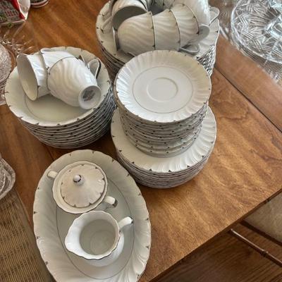 heirloom harmony house china