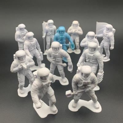 Marx Co. White Spacemen Toys - Complete Set Plus - Vintage Large Size