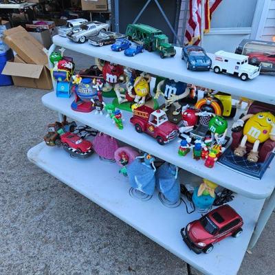 Yard sale photo in Oshkosh, WI