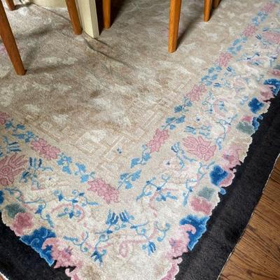 Vintage Chinese Hand Knotted Rug