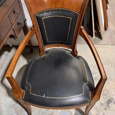 https://auctions4america.proxibid.com/Auctions-4-America/Major-Italian-Furniture-Importer/event-catalog/259848