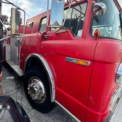 https://auctions4america.proxibid.com/Auctions-4-America/1990-Ford-Fire-Truck-Food-Truck/event-catalog/260194