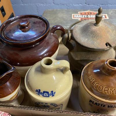 Jugs and cast iron