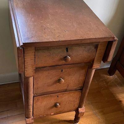 Beautiful Tiger maple 3 drawer drop leaf side table.