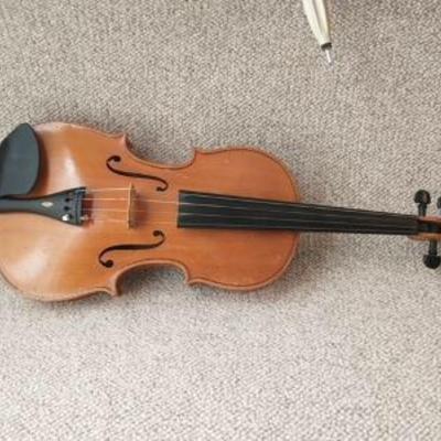Very fine Viola made by Matthias Thoma, in 1967