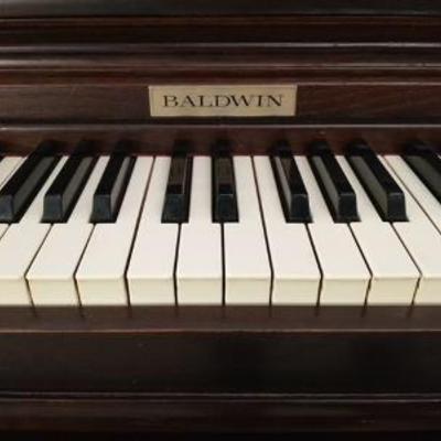 Baldwin piano