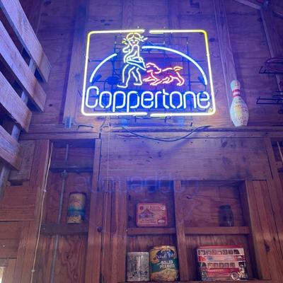 Vintage Coppertone neon light, 100% working. 