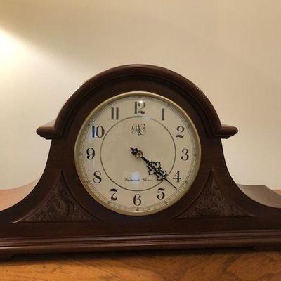 Large Brown quartz camelback Clock; functioning and great condition; $35