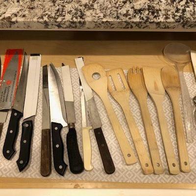 All knives and kitchen items $1 each