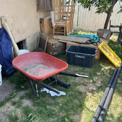 Yard sale photo in Pomona, CA