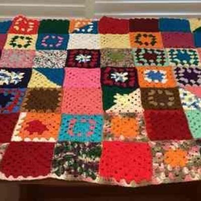 MMS131 Handmade Granny Square Knit Blanket New