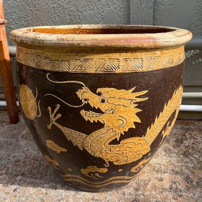 MMS145 Antique Chinese Dragon Ceramic Egg Pot Planter