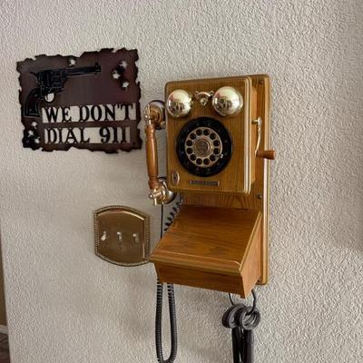 Reproduction telephone 