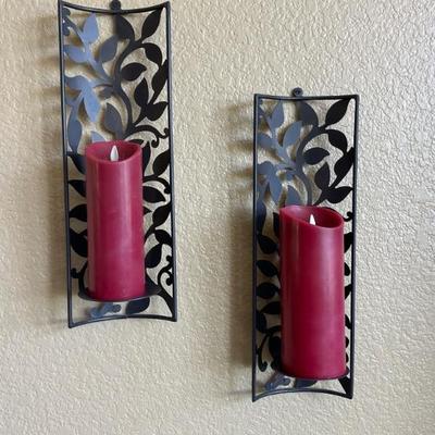 Decor candle holders with automatic wicks 
