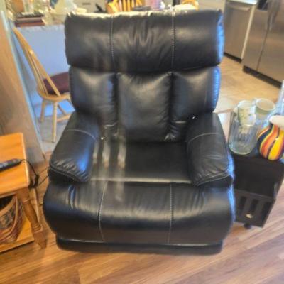 Leather lift chair