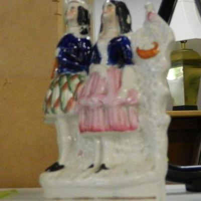 Staffordshire couple with bird and eggs