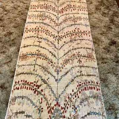 Lot 155-LR: Erbil Tezcan Infinity Vase Afghan Wool Runner/Rug

Features: 
â€¢	Afghan Vegetal-Dye Wool Carpet/Runner
â€¢	Design is a...